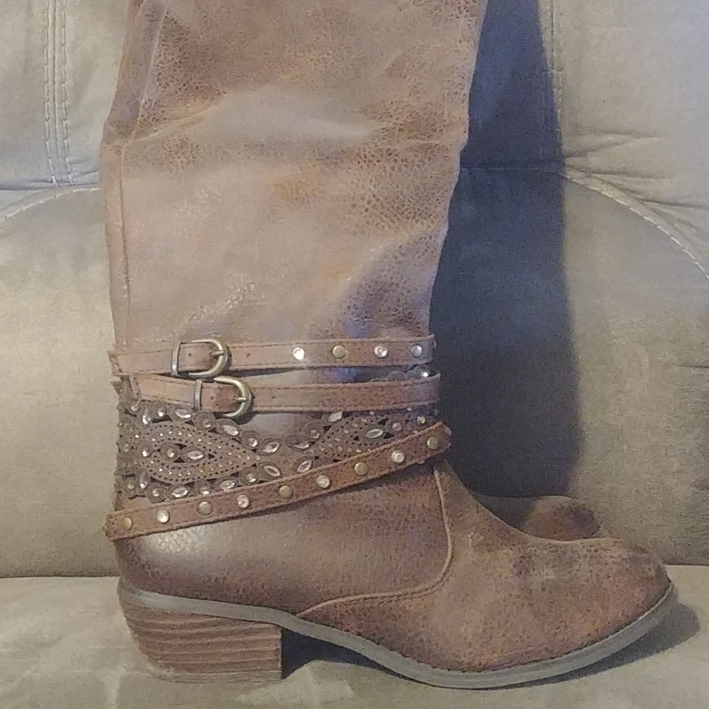 Brown boots
